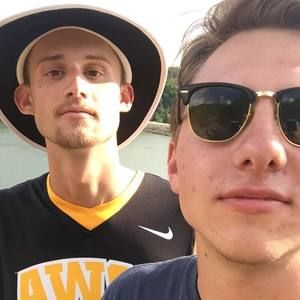 Meet your Posher, Bennett